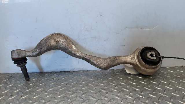 31122405861 Brazo inferior izquierdo de la suspensión delantera  en stock Granada