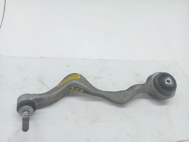 31122405862 Brazo inferior derecho de la suspensión delantera  disponible Utrera