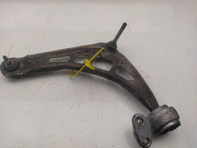 31126763699L Brazo inferior izquierdo de la suspensión delantera  disponible Utrera