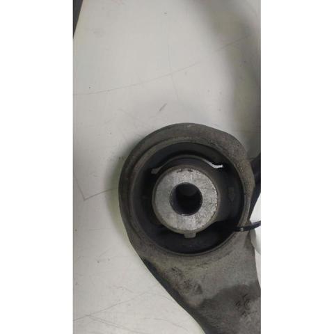 31126775971 Brazo inferior izquierdo de la suspensión delantera  en stock Sabadell