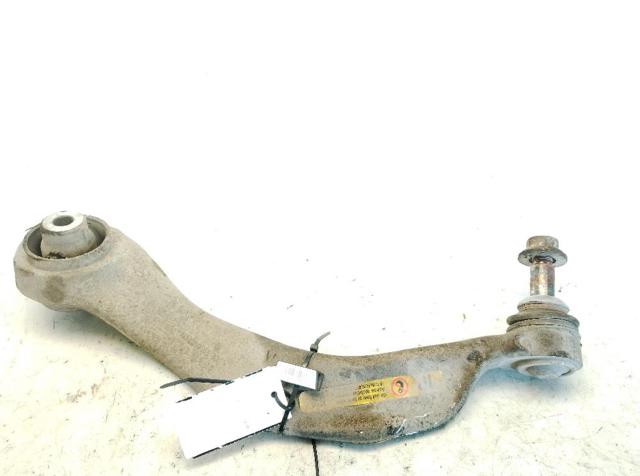 31126775972 Brazo inferior derecho de la suspensión delantera  disponible Málaga