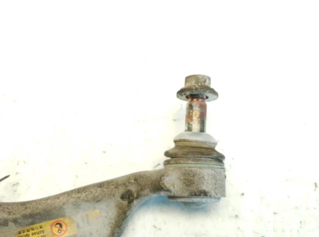 31126775972 Brazo inferior derecho de la suspensión delantera  disponible Utrera