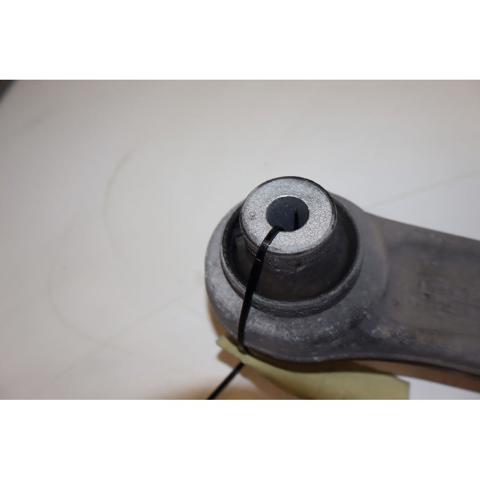 31126794203 Brazo inferior izquierdo de la suspensión delantera  comprar en Reus