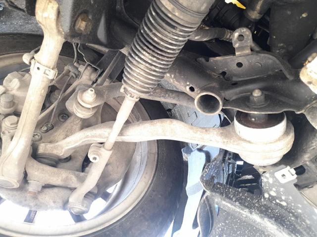 31126852991 Brazo inferior izquierdo de la suspensión delantera  comprar en Zaragoza