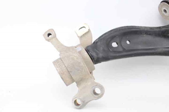 31126879842 BMW Brazo inferior derecho de la suspensión delantera comprar Bilbao