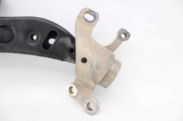 BMW 31126879842 Brazo inferior derecho de la suspensión delantera  comprar en Ponferrada