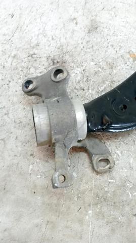 31126879843 Brazo inferior izquierdo de la suspensión delantera  en stock Granada