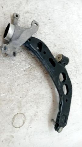 31126879843 Brazo inferior izquierdo de la suspensión delantera comprar Sevilla