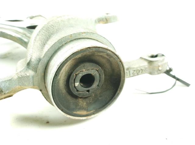 31126879844 Brazo inferior derecho de la suspensión delantera  en stock Sabadell