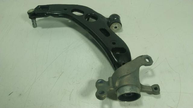31126879844 Brazo inferior derecho de la suspensión delantera  comprar en Zaragoza