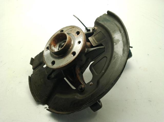 31201285 VOLVO Mangueta delantera izquierda comprar Madrid