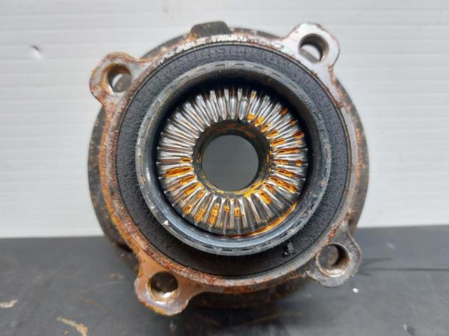 Cubo de rueda delantero BMW 2 F46