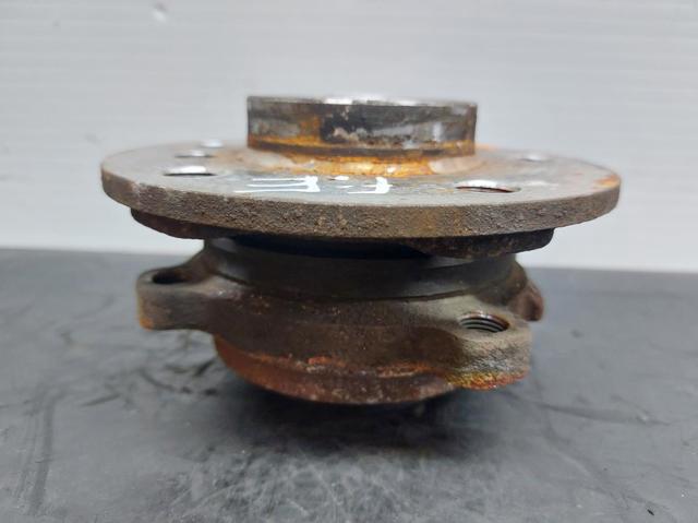 Cubo de rueda delantero BMW 2 F46