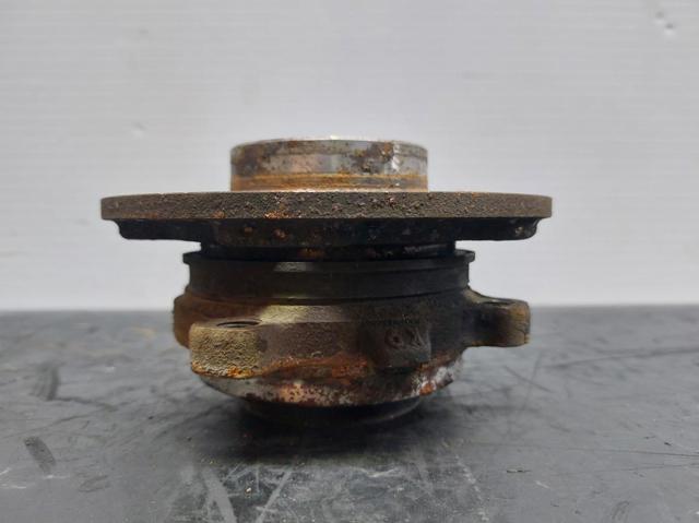 Cubo de rueda delantero BMW 2 F46