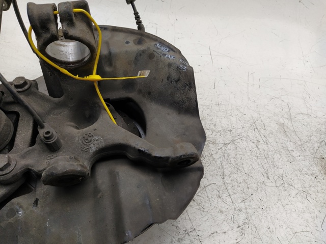 31211096429 BMW Mangueta delantera izquierda  en stock Gandía