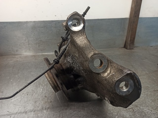BMW 31216775770 Mangueta delantera derecha  en stock Terrassa