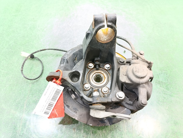 BMW 31216779796 Mangueta delantera derecha  en stock Terrassa