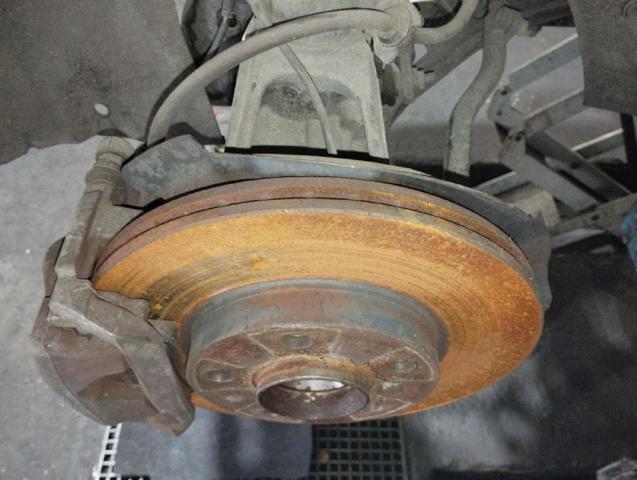 BMW 31219808399 Mangueta delantera izquierda  comprar en Ponferrada