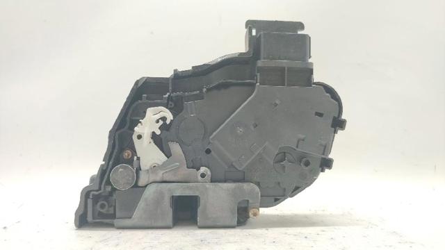 31253657 VOLVO Cerradura de puerta delantera izquierda  disponible Alicante