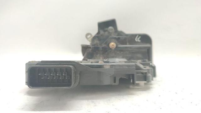 31253658 Cerradura de puerta delantera derecha  disponible Utrera