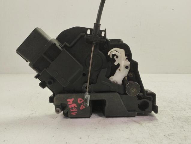 31253658 VOLVO Cerradura de puerta delantera derecha  en stock Gandía