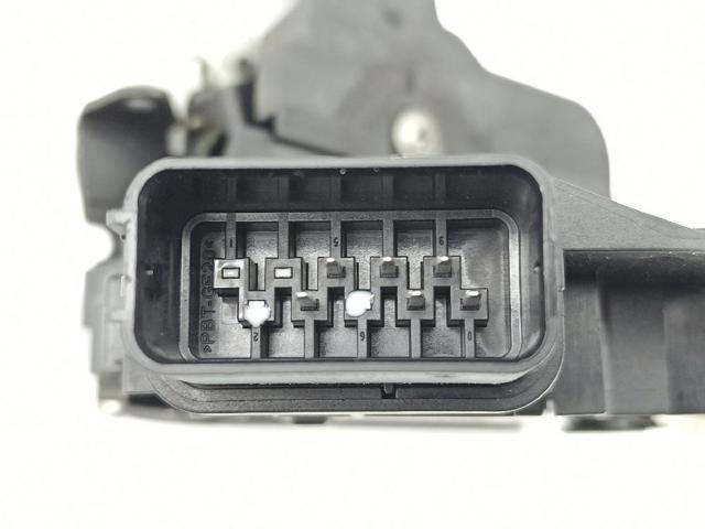 31253658 VOLVO Cerradura de puerta delantera derecha comprar Madrid