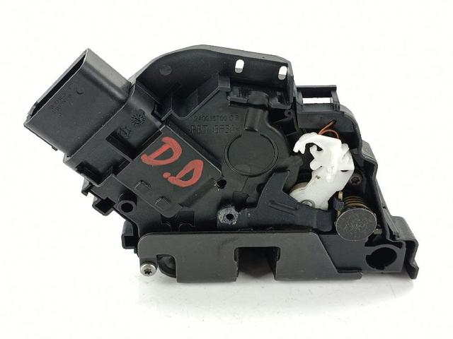 31253658 VOLVO Cerradura de puerta delantera derecha  comprar en Jaén