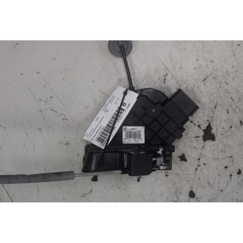 31253917 VOLVO Cerradura de la puerta trasera derecha comprar Bilbao