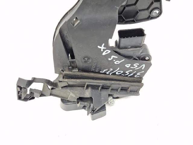 31253917 VOLVO Cerradura de la puerta trasera derecha comprar Madrid