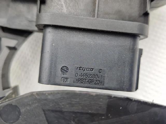 31253917 Cerradura de la puerta trasera derecha  en stock Granada