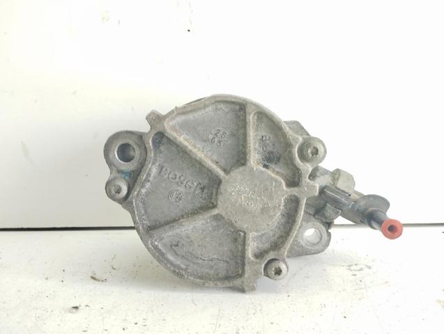VOLVO 31259227 Bomba de vacío  en stock Terrassa