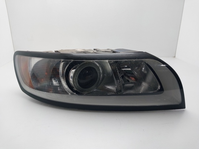 Luz derecha Volvo V50  (2004-2012)