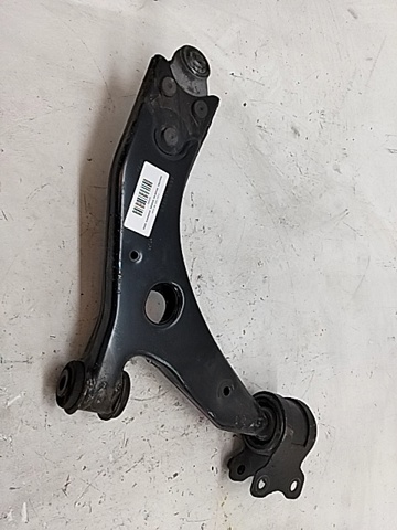 VOLVO 31277464 Brazo inferior izquierdo de la suspensión delantera comprar Pamplona