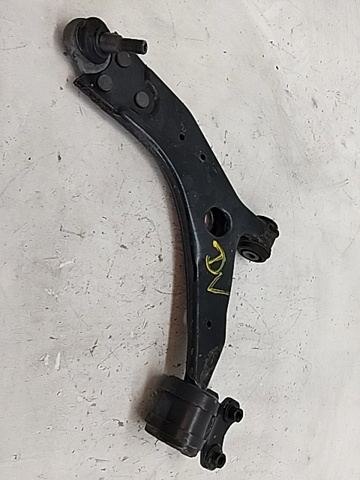 31277464 Brazo inferior izquierdo de la suspensión delantera  comprar en Zaragoza
