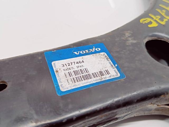 31277464 VOLVO Brazo inferior izquierdo de la suspensión delantera comprar Bilbao