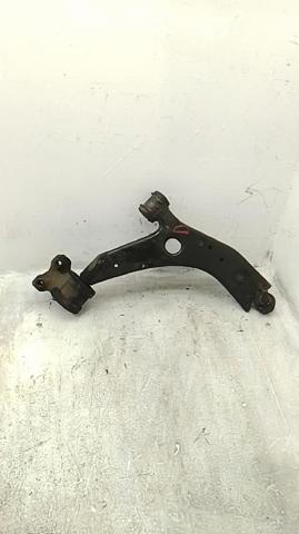 31277465 VOLVO Brazo inferior derecho de la suspensión delantera  en stock Huelva