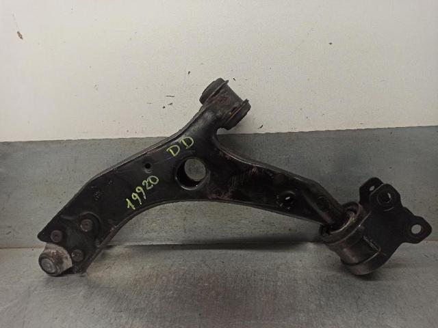 31277465 Brazo inferior derecho de la suspensión delantera comprar Almería