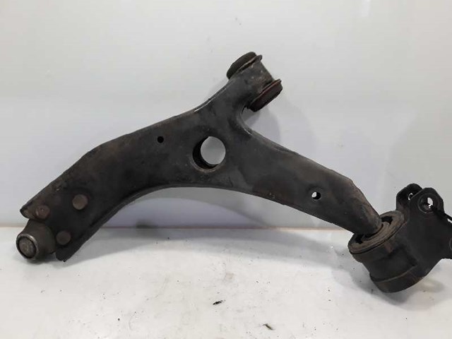 VOLVO 31277465 Brazo inferior derecho de la suspensión delantera  comprar en Ponferrada