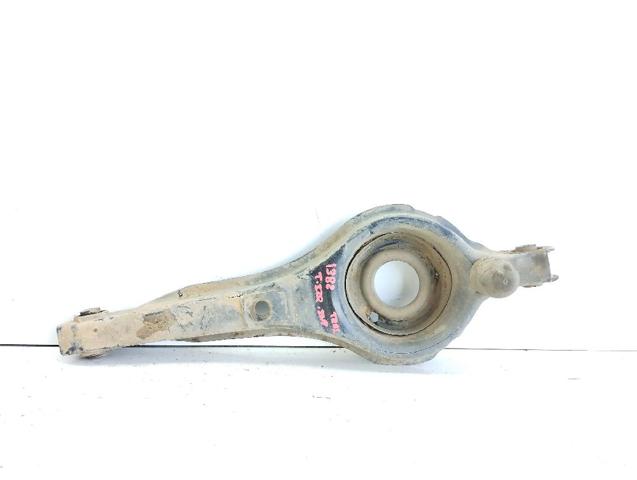 31277584 VOLVO Brazo inferior trasero izquierdo/derecho  en stock Gandía