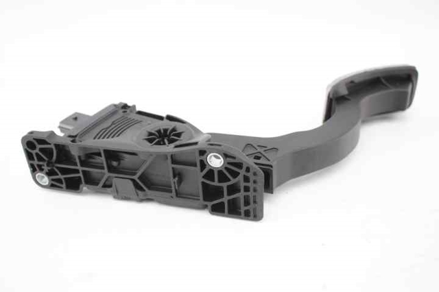 31280595 Pedal del acelerador  en stock Castellón