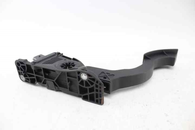 VOLVO 31280595 Pedal del acelerador  comprar en Murcia