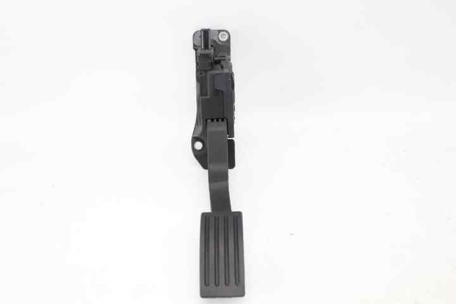 31280595 VOLVO Pedal del acelerador comprar Alcalá