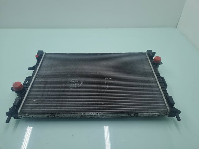 31293689 VOLVO Radiador de refrigeración del motor  disponible Ourense