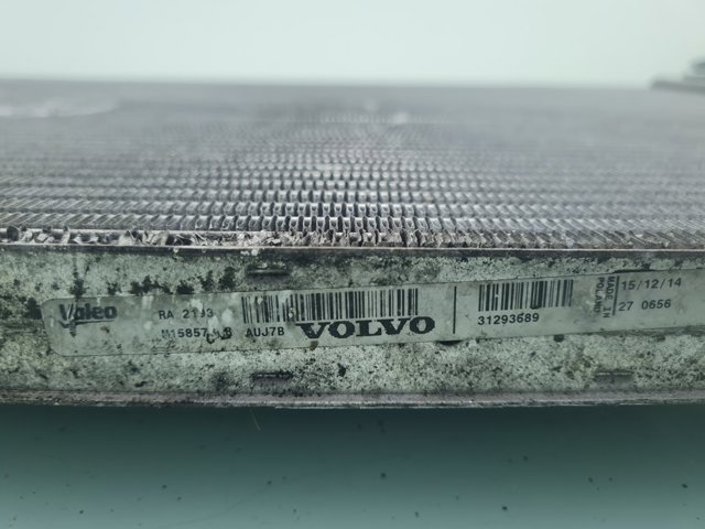 31293689 VOLVO Radiador de refrigeración del motor  disponible Ourense