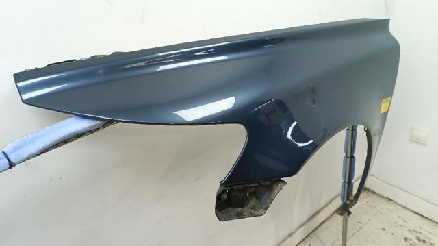 31297540 VOLVO Aleta delantera izquierda  comprar en Jaén