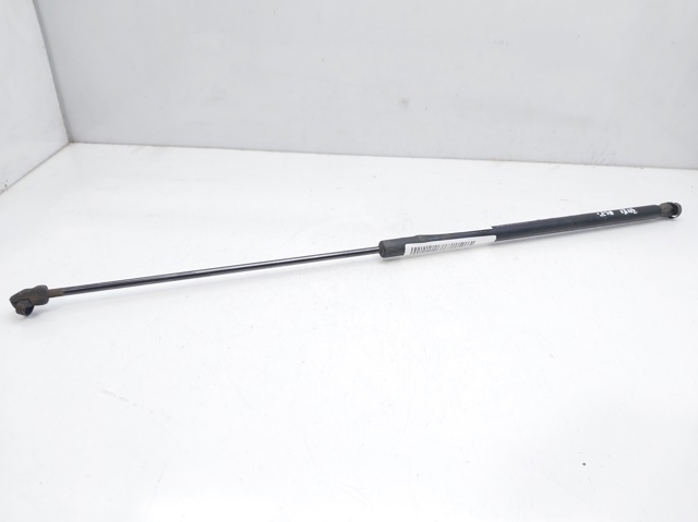 Muelle neumático de capó de motor Volvo V40  hatchback comprar en España