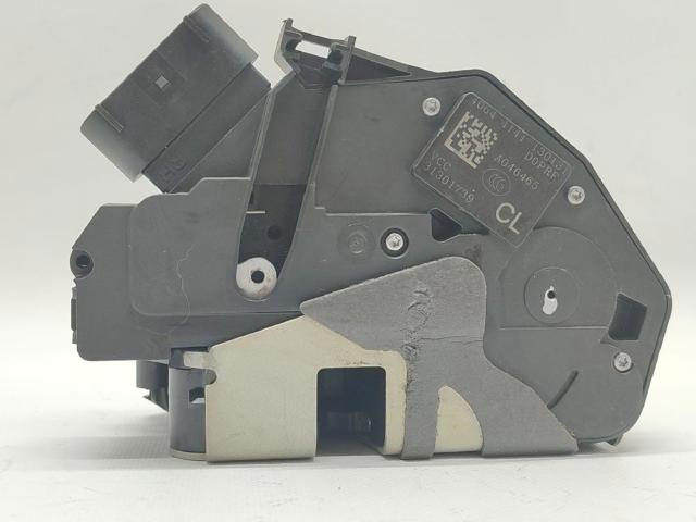 31301739 Cerradura de puerta delantera derecha  comprar en Zaragoza