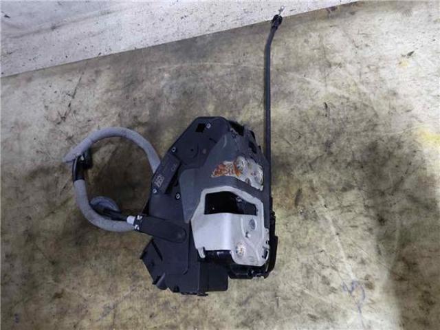 31301739 Cerradura de puerta delantera derecha  comprar en Zaragoza