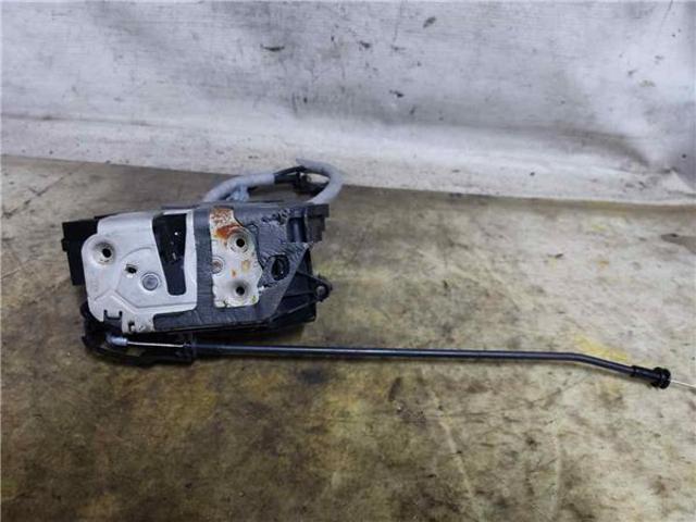 VOLVO 31301739 Cerradura de puerta delantera derecha comprar Barcelona