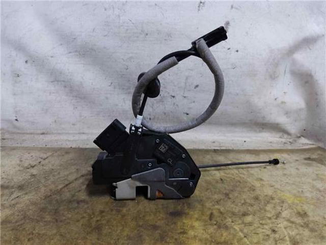 31301739 VOLVO Cerradura de puerta delantera derecha  comprar en Jaén